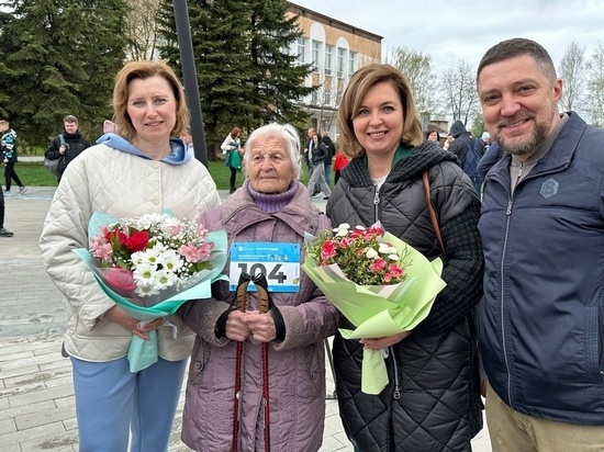 В первом полумарафоне сезона в Ярославской области приняла участие 104-летняя спортсменка