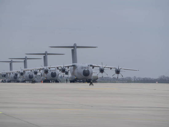 Посольство РФ в воюющем Судане продолжает работу, эвакуированы только семьи