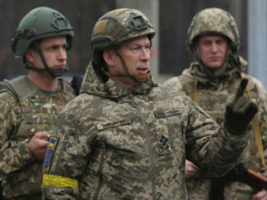 Глава сухопутных войск ВСУ Сырский рассказал о новых решениях по обороне Артемовска