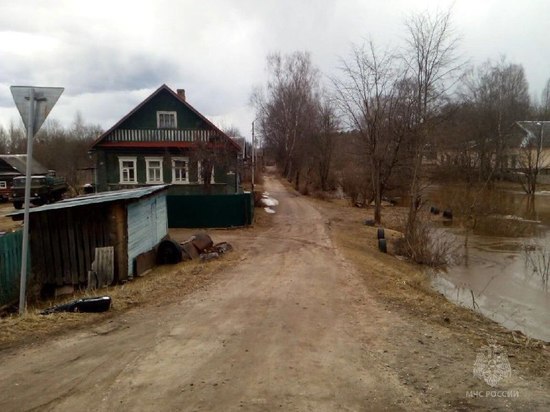 Вода ушла с 33 участков Новгородской области