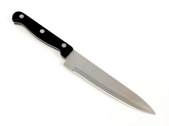 В ангарской школе 15-летний подросток проткнул ножом семиклассника