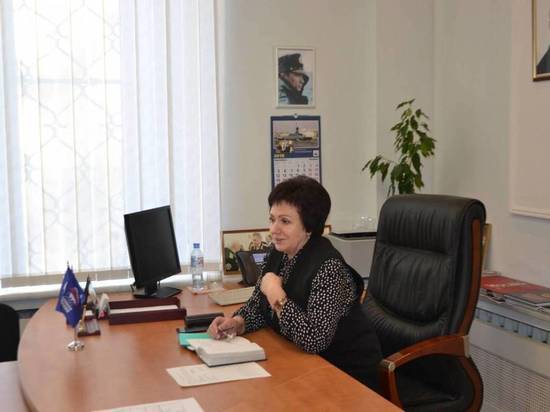Сенатор Елена Бибикова обсудит с псковичами их проблемы