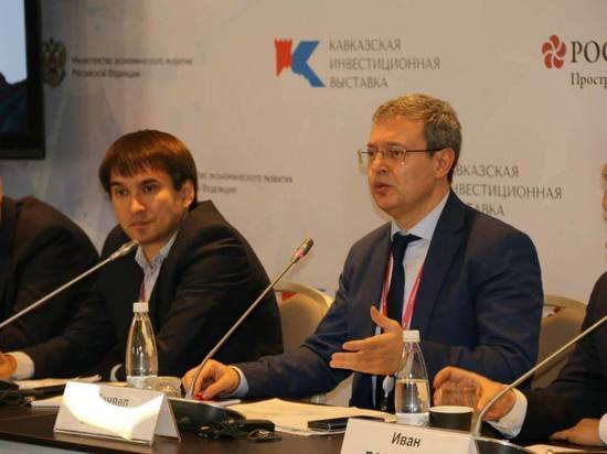 О цифровизации сферы ЖКХ в Дагестане рассказал вице-премьер РД