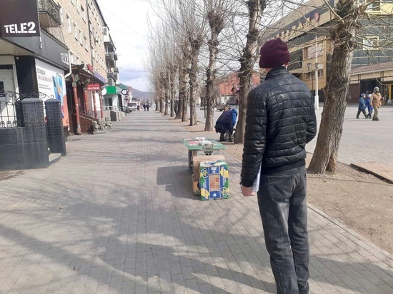 Власти Кызыла ведут борьбу со стихийной торговлей в центре