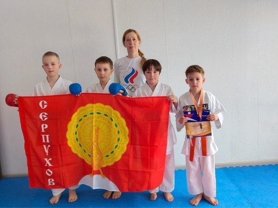 Каратисты Серпухова заняли призовые места на турнире WKF «Юные звезды»
