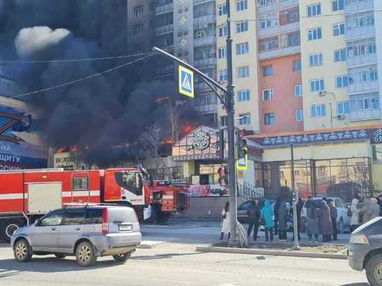 В самом центре Якутска произошел пожар