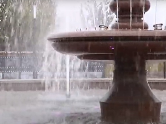 В Костроме заработал фонтан в парке Победы