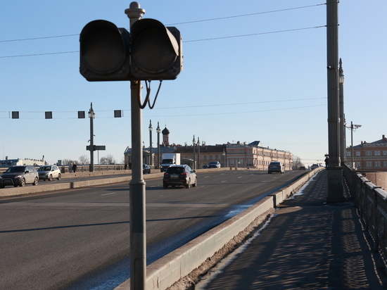 В Калининграде на два месяца закроют мост на Суворова
