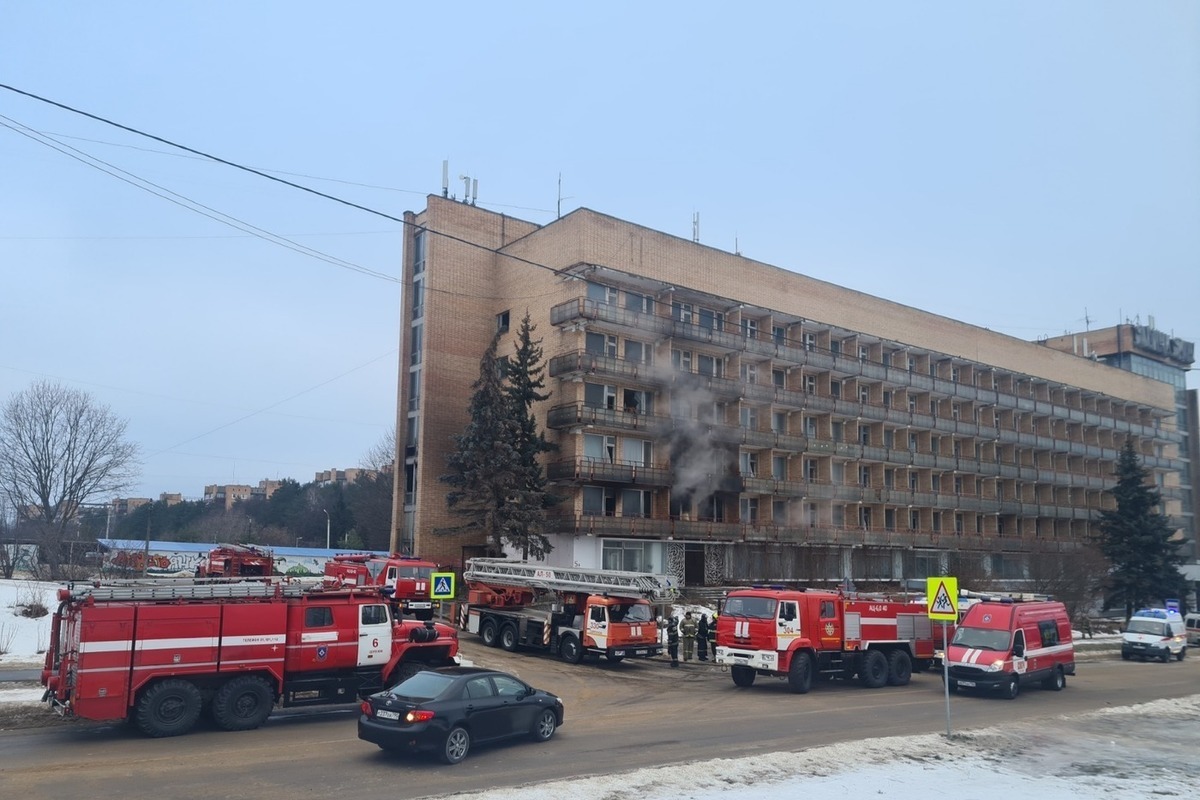 Жители Пущино переживают за судьбу уникального здания городской гостиницы -  МК Московская область