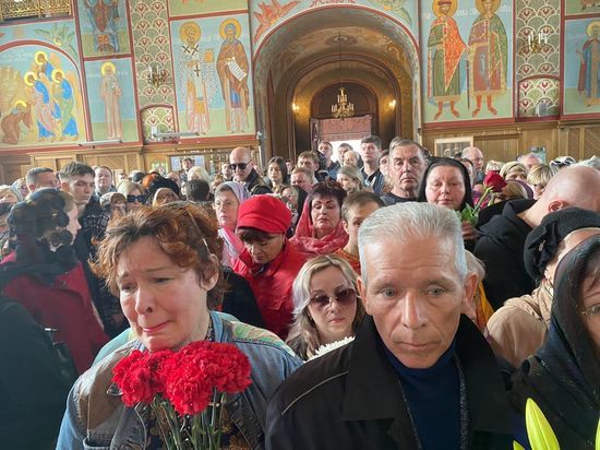 После отпевания Вячеслава Зайцева в храме случилась давка: «Нечем дышать»