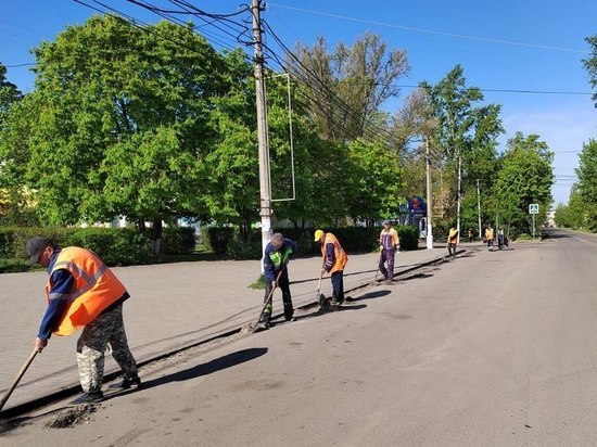 На улицах Курска ночью 4 мая работали 62 единицы техники