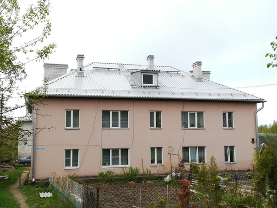 Капремонт крыши многоквартирного дома в Невеле завершили с опережением срока
