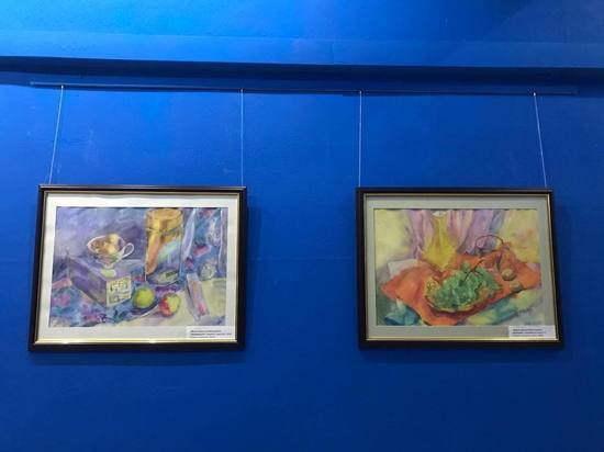 Бесплатная выставка акварельного рисунка проходит в Петрозаводске