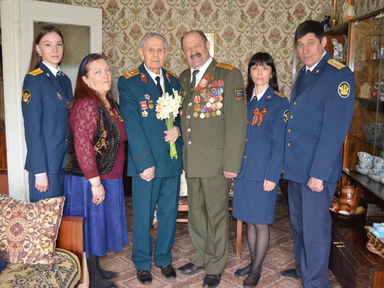 Сотрудники УФСИН России по Ивановской области поздравили ветеранов Великой Отечественной войны