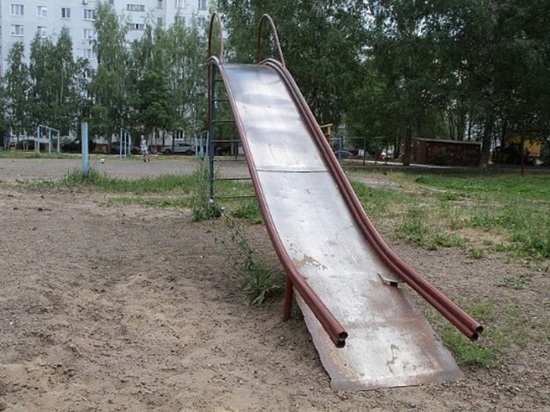 Ярославцы рассказали о демонтаже еще одной детской площадки в Дзержинском районе