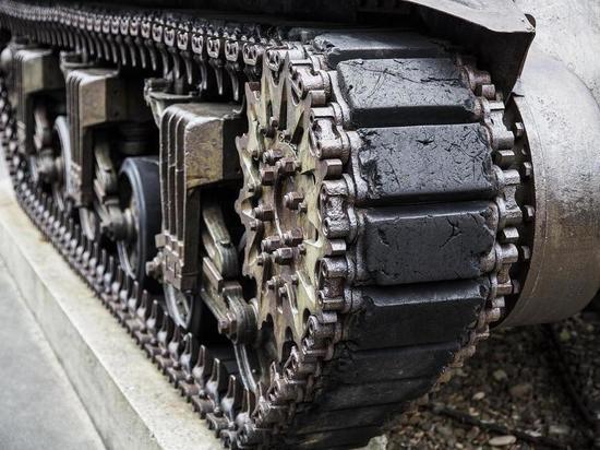 СМИ: к Приднестровью движется колонна танков Leopard 2