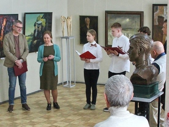 В Смоленске открылась выставка "Память военных  лет"