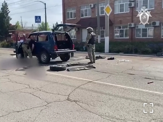 В Ейске Следком проводит проверку по факту подрыва автомобиля