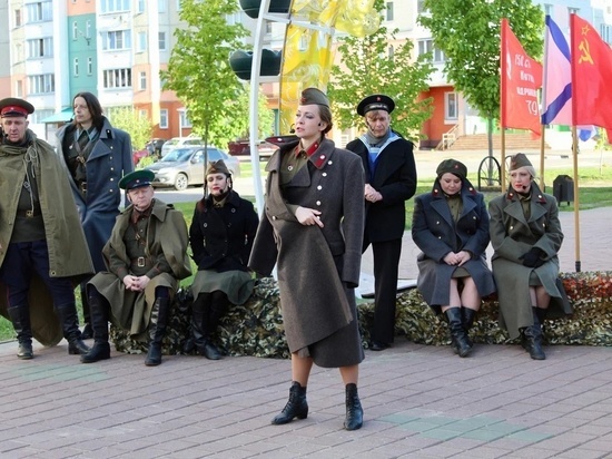 Орловчане активно участвуют в акции «Поём всем двором»