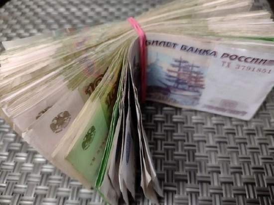 У пенсионерки из Ноябрьска телефонные аферисты выманили 200 тысяч кредитных рублей