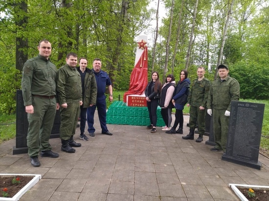 Орловские следователи благоустроили воинское захоронение в «Долине смерти»