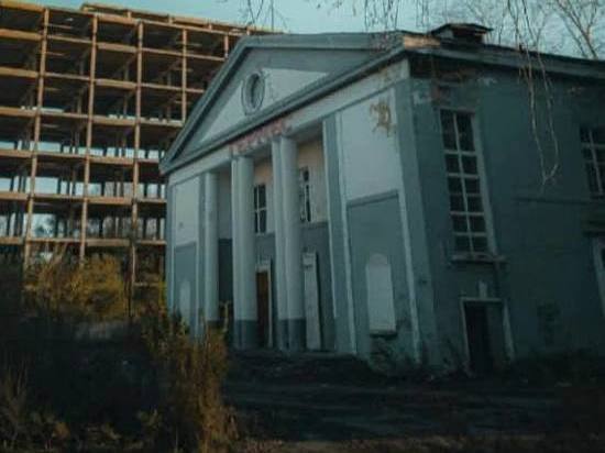 Восьмилетний мальчик получил травму в заброшенном здании в Комсомольске-на-Амуре