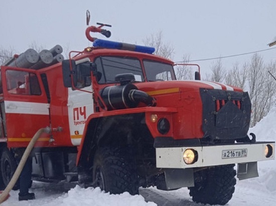 В Ноябрьске сгорел гараж