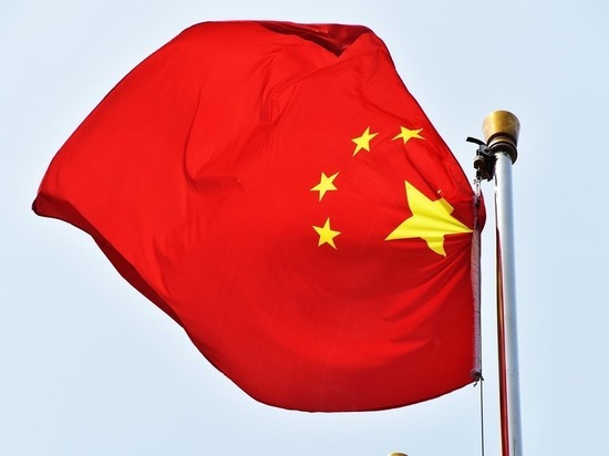 FT: ЕС обсуждает санкции против компаний из Китая, «помогающих России»