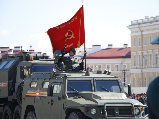 Центр Петербурга перекроют до 9 мая из-за финальной репетиции парада Победы