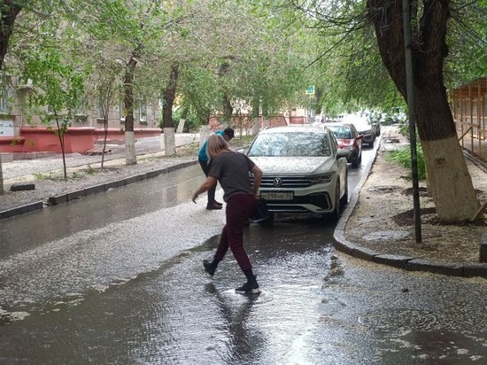 В МЧС предупредили волгоградцев о дождях и сильном ветре 9 мая