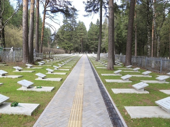 Реставрацию воинского мемориала на Нагорном кладбище завершили в Ижевске