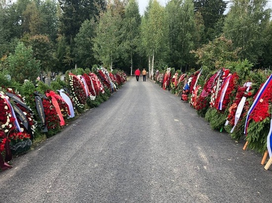 На захоронении «Ясная Поляна» в Парфинском районе погребли останки 135 советских солдат