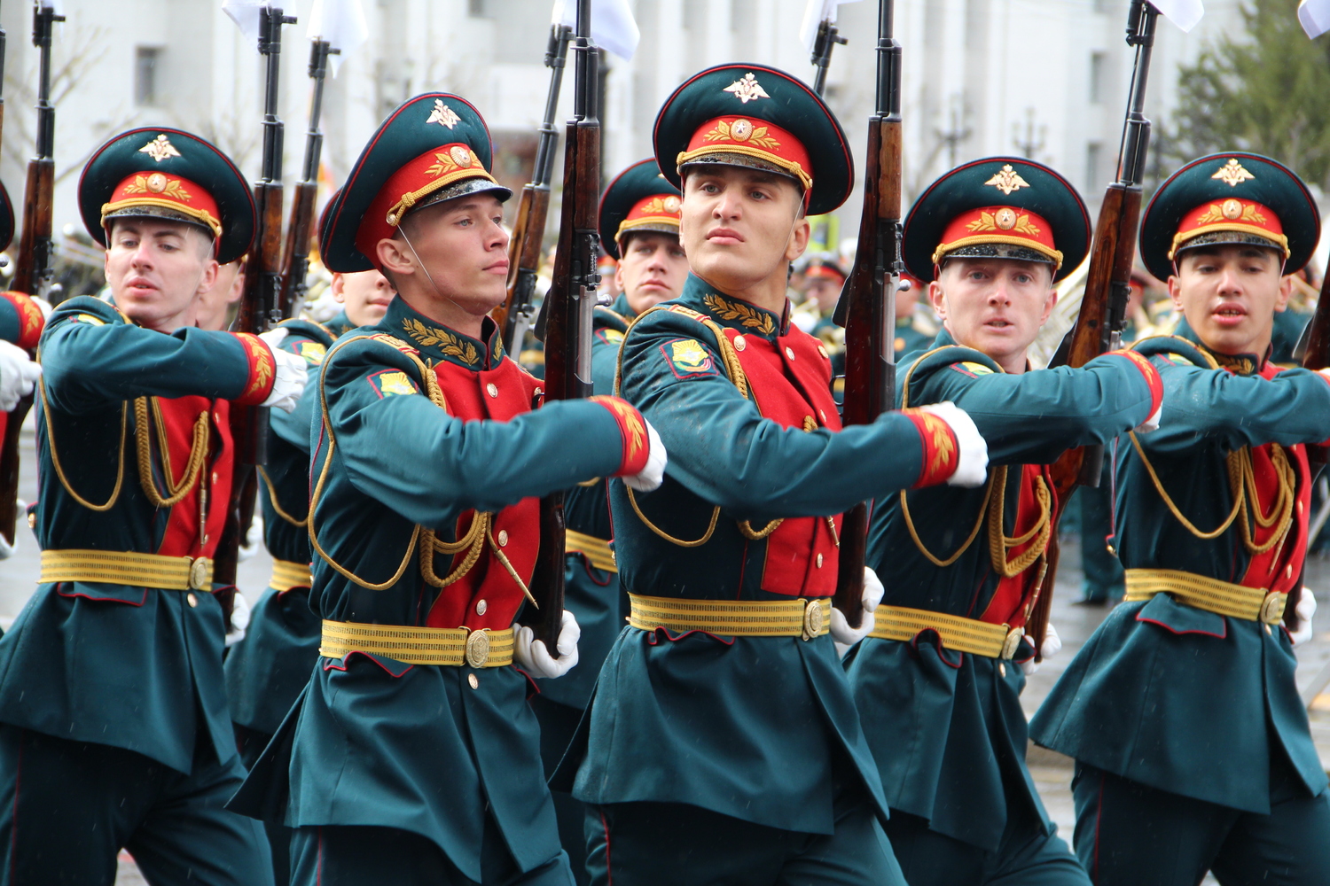 Парад Победы 2023 в Хабаровске: кадры марша