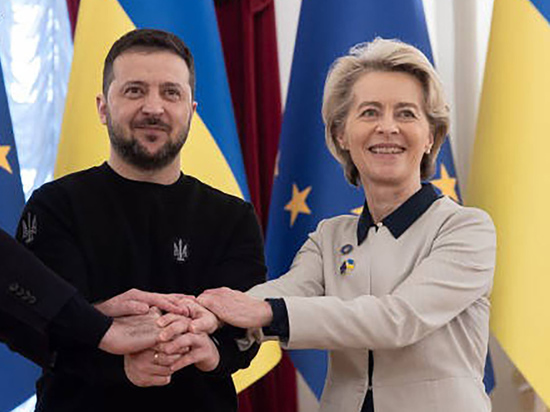 Глава ЕК Урсула фон дер Ляйен прибыла в столицу Украины