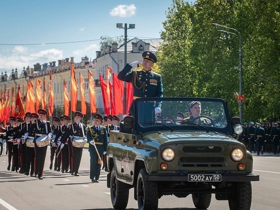 В Смоленске прошел военный Парад
