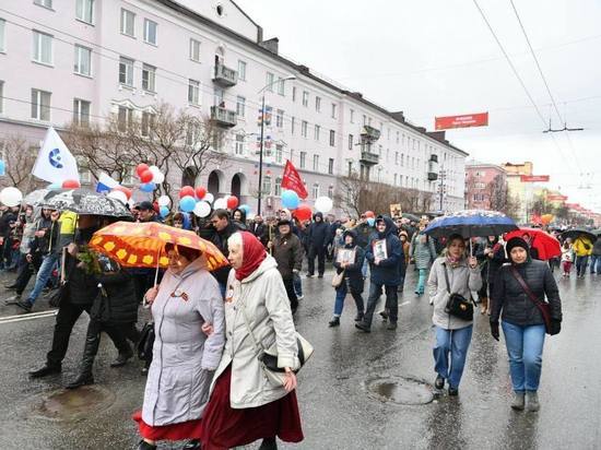 Мурманские школьники поставили 27 театрализованных представлений на улицах города