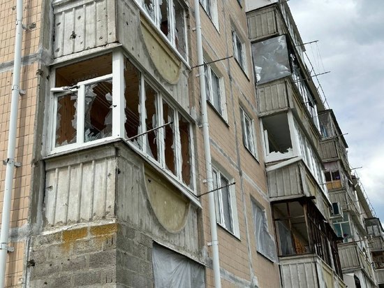 Вячеслав Гладков осмотрел разрушенные дома в городе Шебекино