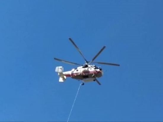 В уфимском параде принял участие пожарно-спасательный вертолет Ка-32