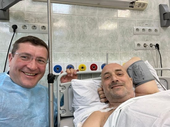 Нижегородский губернатор Глеб Никитин показал первое видео с Захаром Прилепиным из больницы