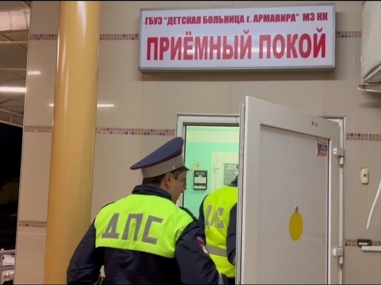 Новокубанские госавтоинспекторы помогли доставить ребёнка в больницу