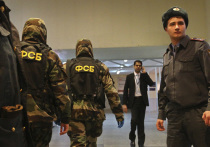В Запорожской области задержан украинский гражданин, который собирался совершить теракты в отношении местных жителей по заданию Киева, информируют в управлении ФСБ по региону