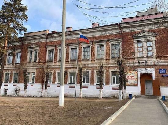 Уголовное дело не стали возбуждать из-за выпрыгнувшего из окна школьника в Чите