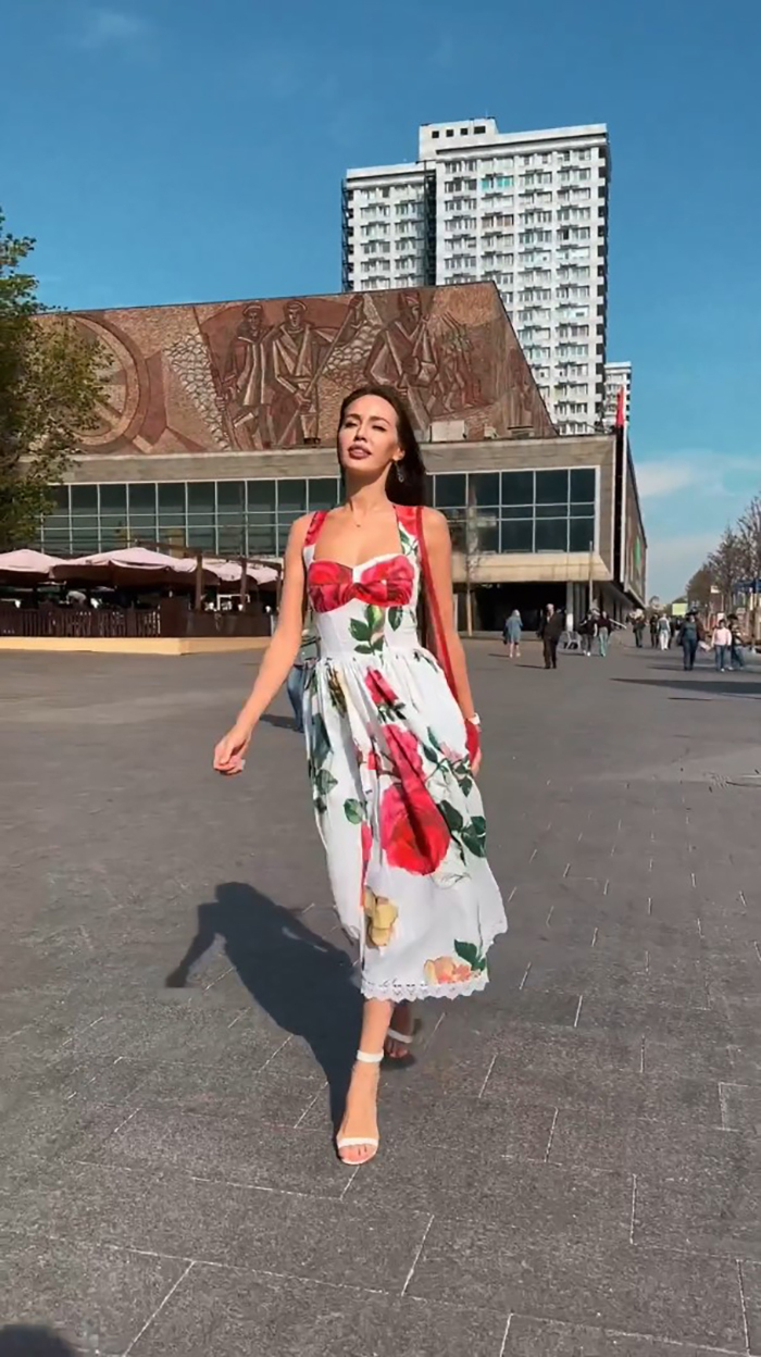 Жена футболиста Тарасова 