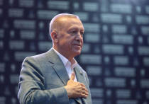 Действующему президенту Турции Реджепу Тайипу Эрдогану и лидеру оппозиции Кемалю Кылычдароглу вряд ли удастся избежать второго тура выборов главы государства