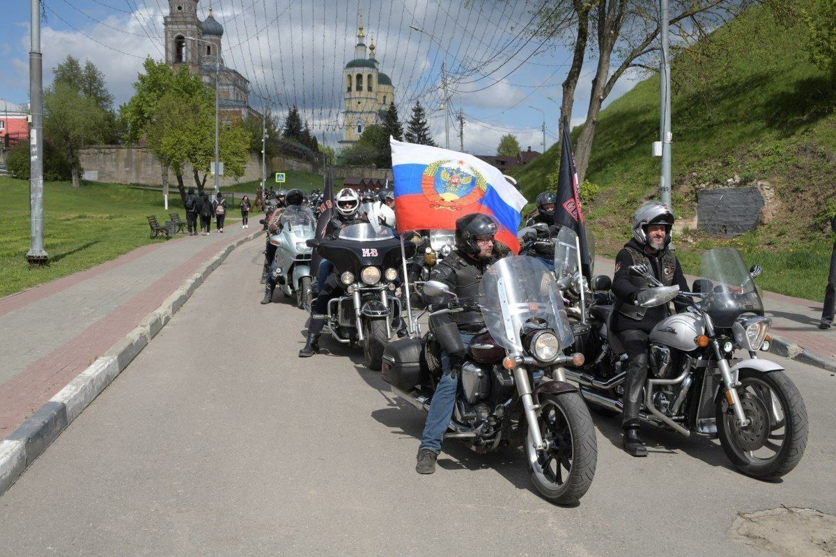 В Серпухове открыли мотосезон пробегом в поддержку участников СВО - МК  Серпухов