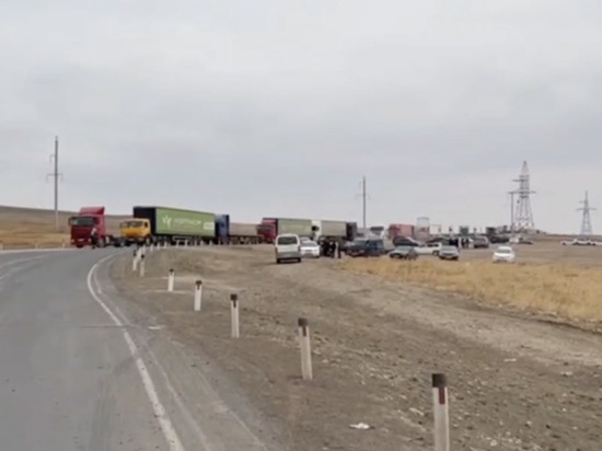 Очередь в 11 км из фур образовалась на МАПП «Забайкальск»