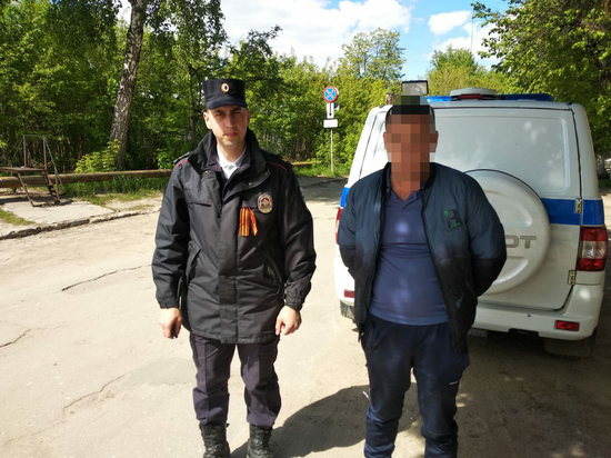 На улице Красной в Рязани мужчина пытался задушить жену