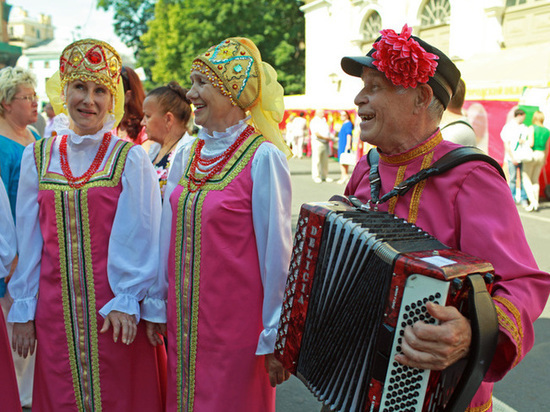 В деревне Сябреницы состоится межрегиональный фестиваль частушек