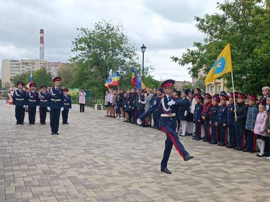 В Элисте прошел ежегодный республиканский смотр казачьих классов «Георгиевский марш»