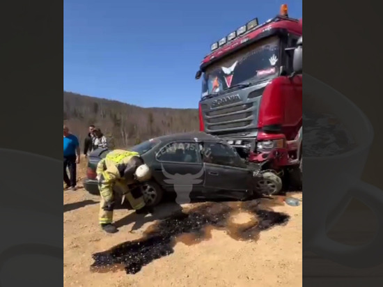 Пострадавший в лобовом ДТП с бензовозом умер в больнице в Забайкалье